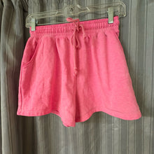 Load image into Gallery viewer, Aeropostale SIZE XS Junior's Shorts

