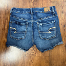 Load image into Gallery viewer, American Eagle SIZE 6 Junior&#39;s Shorts
