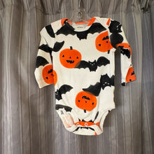 Load image into Gallery viewer, Carter's SIZE 6 Months Onesie Boy's
