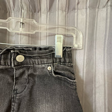Load image into Gallery viewer, Cat &amp; Jack SIZE 18 Months Skirt
