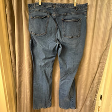 Load image into Gallery viewer, Talbots SIZE 16W Women's Jeans
