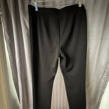 Load image into Gallery viewer, Talbots SIZE M Women's Pants
