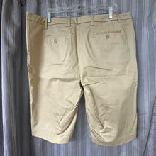 Load image into Gallery viewer, New York &amp; Co SIZE 16 Women's Shorts
