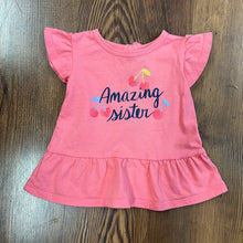 Load image into Gallery viewer, Carter&#39;s SIZE 9 Months Outfit

