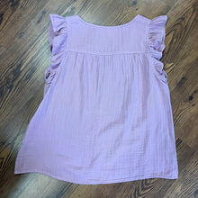 Load image into Gallery viewer, Old Navy SIZE M Women's Shirt
