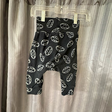 Load image into Gallery viewer, H&amp;M SIZE 0-3 Months Pants Boy's
