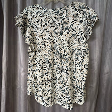 Load image into Gallery viewer, Adrianna Papell SIZE XL Women's Shirt
