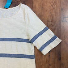 Load image into Gallery viewer, J. Crew SIZE M Women&#39;s Shirt
