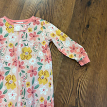 Load image into Gallery viewer, Gerber SIZE 3-6 Mos Sleeper
