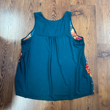 Load image into Gallery viewer, Market &amp; Spruce SIZE L Women&#39;s Tank

