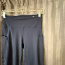Load image into Gallery viewer, fabletics SIZE M Women's Athletic Pants
