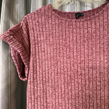 Load image into Gallery viewer, Automet SIZE M Women's Shirt
