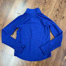 Load image into Gallery viewer, Old Navy Active SIZE M Shirt
