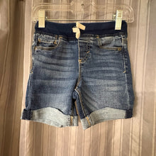 Load image into Gallery viewer, Old Navy SIZE 2T Shorts Boy's

