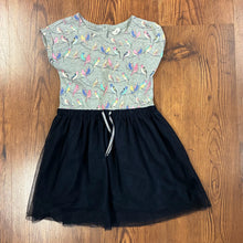 Load image into Gallery viewer, Baby Gap SIZE 4T Dress Girl's

