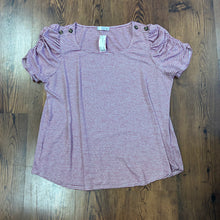 Load image into Gallery viewer, Retrology SIZE 2X Women's Shirt
