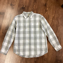 Load image into Gallery viewer, haggar SIZE L Men's Shirt
