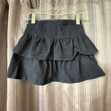 Load image into Gallery viewer, Jumping Beans SIZE 3T Skort
