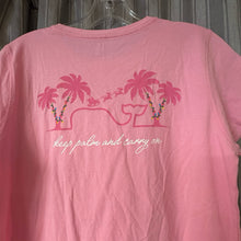 Load image into Gallery viewer, Vineyard Vines SIZE S Women's T-shirt

