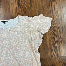 Load image into Gallery viewer, Adrianna Papell SIZE M Women&#39;s Shirt

