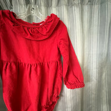 Load image into Gallery viewer, Carter's SIZE 18 Months Onesie
