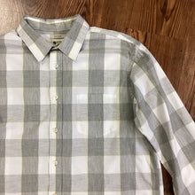 Load image into Gallery viewer, haggar SIZE L Men's Shirt
