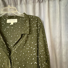 Load image into Gallery viewer, Cloth &amp; Stone SIZE XL Women's Shirt
