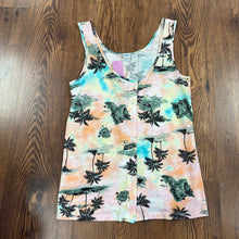 Load image into Gallery viewer, Old Navy SIZE XS Women&#39;s Tank
