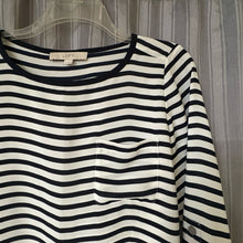 Load image into Gallery viewer, loft SIZE XS Women's Shirt
