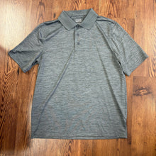 Load image into Gallery viewer, Croft &amp; Barrow SIZE S Men&#39;s Shirt
