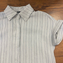 Load image into Gallery viewer, Emery Rose SIZE S Women&#39;s Shirt
