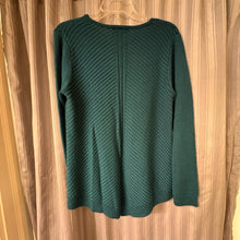 Load image into Gallery viewer, Apt. 9 SIZE L Women's Sweater
