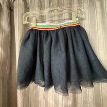 Load image into Gallery viewer, H&amp;M SIZE 18-24 Months Skirt
