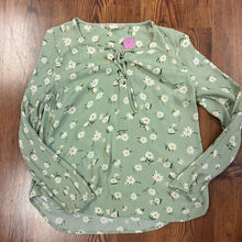 Load image into Gallery viewer, Pink Republic SIZE S Junior's Top
