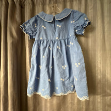 Load image into Gallery viewer, Cat &amp; Jack SIZE 4T Dress Girl's
