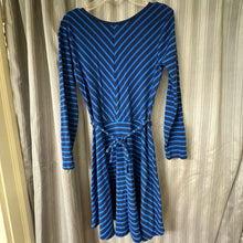 Load image into Gallery viewer, Old Navy SIZE L Dress Girl's
