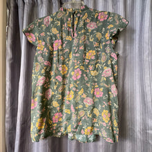 Load image into Gallery viewer, Nanette SIZE S Women's Shirt
