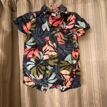 Load image into Gallery viewer, Old Navy SIZE 0-3 Months Rompers Boy's
