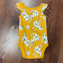 Load image into Gallery viewer, Simple Joys SIZE Newborn Onesie
