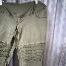 Load image into Gallery viewer, Isabel SIZE 2 Maternity Pants
