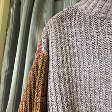 Load image into Gallery viewer, MM SIZE XS Junior's Sweater
