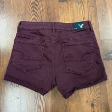 Load image into Gallery viewer, American Eagle SIZE 6 Junior&#39;s Shorts
