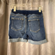 Load image into Gallery viewer, Old Navy SIZE 2T Shorts Boy's
