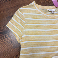 Load image into Gallery viewer, Lauren Conrad SIZE M Women's Shirt
