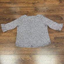 Load image into Gallery viewer, Liz Claiborne SIZE XL Women's Shirt
