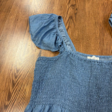 Load image into Gallery viewer, loft SIZE S Women&#39;s Shirt
