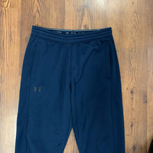 Load image into Gallery viewer, Under Armour SIZE M Men&#39;s Sweatpants

