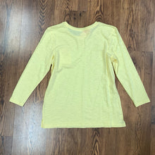 Load image into Gallery viewer, Old Navy SIZE XS Women&#39;s Shirt
