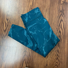 Load image into Gallery viewer, All in Motion SIZE M Athletic Pants Girl&#39;s
