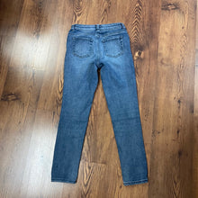 Load image into Gallery viewer, Cat &amp; Jack SIZE 12 Jeans
